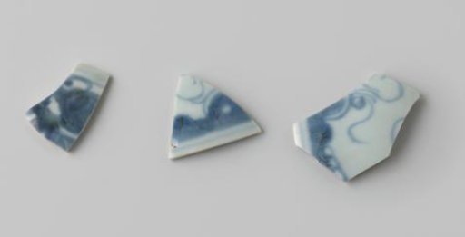 Fragments of Bowls from the VOC Ship 'Witte Leeuw'