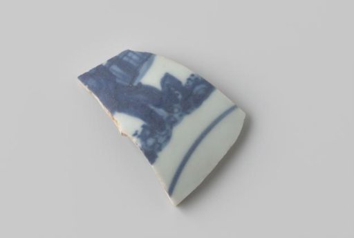 Sherd of a bowl from the VOC ship 'Witte Leeuw'