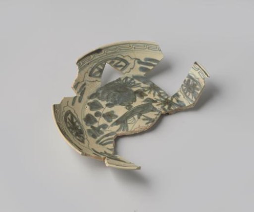 Fragment of a plate from the VOC ship 'White Lion'