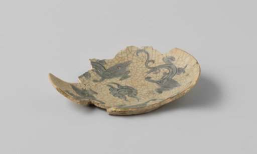 Fragment of a plate from the VOC ship 'The White Lion'