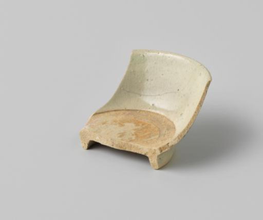 Fragment of a bowl from the VOC ship 'Witte Leeuw'