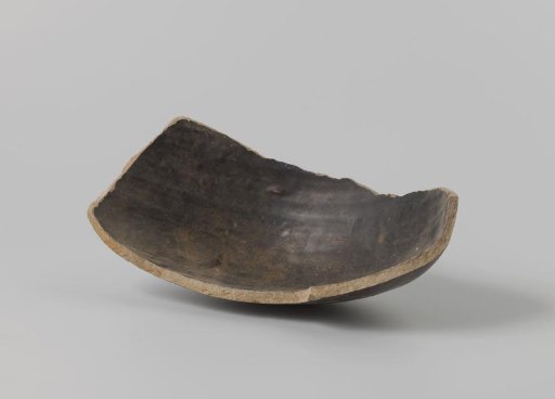 Sherd of a martavaan from the VOC ship 'Witte Leeuw'