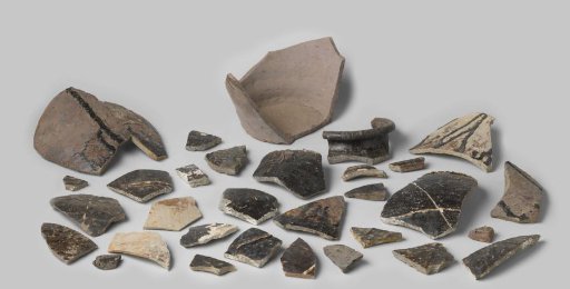 Fragments of Martaban jars from VOC ship the 'White Lion'