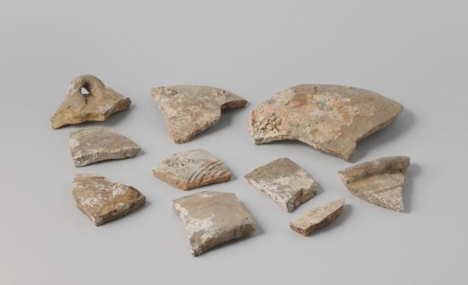 Fragments of Martavan Vases from the VOC Ship 'Witte Leeuw'