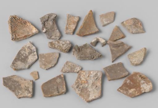 Fragments of martaban jars from the VOC ship 'Witte Leeuw'