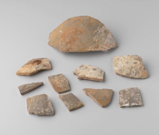 Fragments of Martavan Vases from the VOC Ship 'Witte Leeuw'