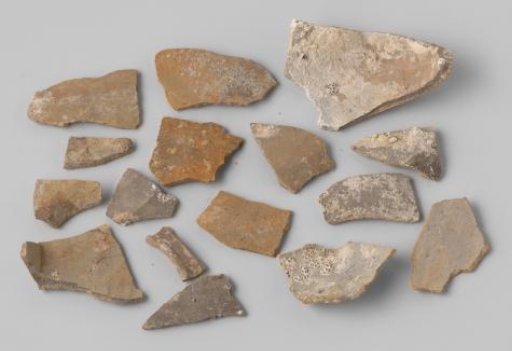 Fragments of martavan jars from the VOC ship 'Witte Leeuw'