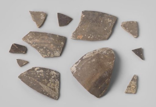 Fragments of martaban jars from the VOC ship 'Witte Leeuw'