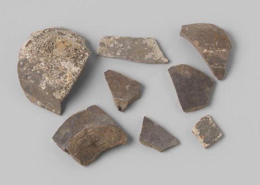 Fragments of martaban jars from the VOC ship 'Witte Leeuw'