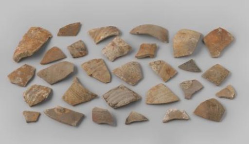 Fragments of martabans from the VOC ship 'Witte Leeuw'