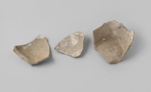 Three fragments of a stoneware jug from the VOC ship 'Witte Leeuw'