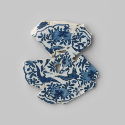 Fragment of a saucer from VOC ship 'The White Lion'