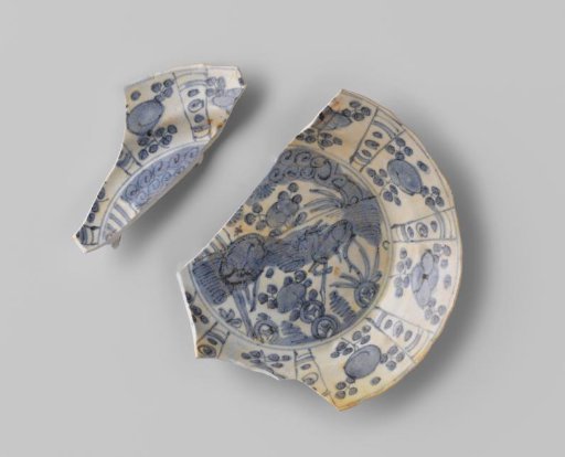 Fragment of a plate from the VOC ship 'Witte Leeuw'