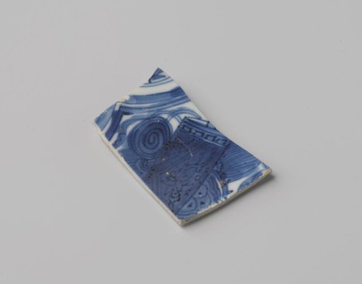 Shard of a Plate from the VOC ship 'Witte Leeuw'