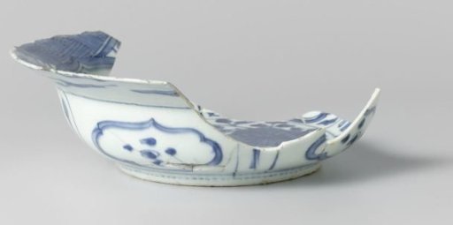 Deep plate from the VOC ship 'The White Lion'