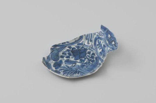 Fragment of a deep plate from the VOC ship 'Witte Leeuw'