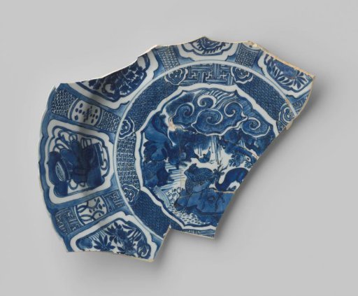 Fragment of a Lamp Dish from the VOC Ship 'Witte Leeuw'