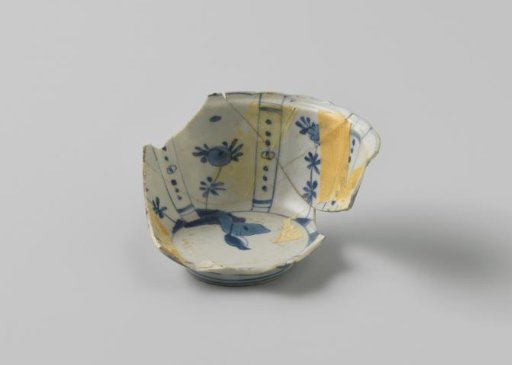 Fragment of a crow's head from the VOC ship 'Witte Leeuw'