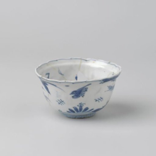 Bowl from the VOC ship 'Witte Leeuw'