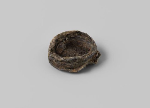 Screw cap from the wreck of the East Indiaman Princesse Maria