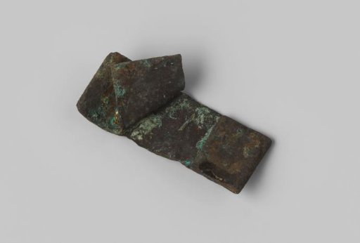 Fragment of a scrollwork ring from the wreck of the East Indiaman Hollandia