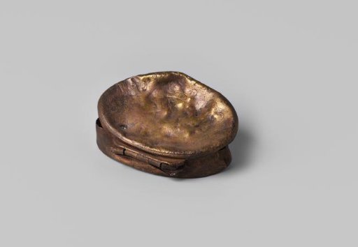 Snuffbox from the wreck of the East Indiaman Hollandia