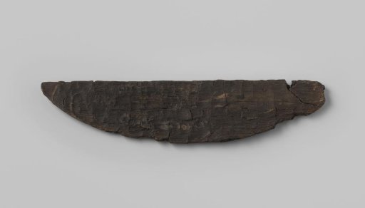 Fragment of a lid of a vessel from the wreck of the East Indiaman Hollandia