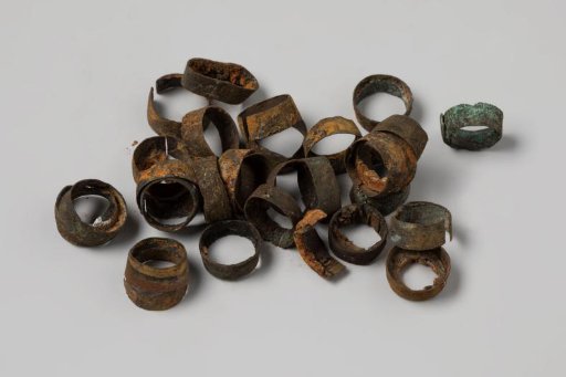 Knife handle rings from the wreck of the East Indiaman Hollandia