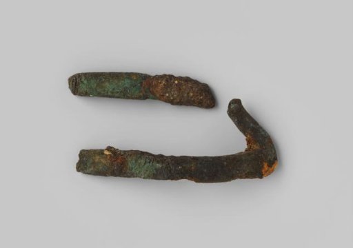 Fragments of a buckle from the wreck of the East Indiaman Hollandia