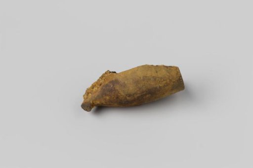Fragment of a pipe bowl from the wreck of the East Indiaman Hollandia
