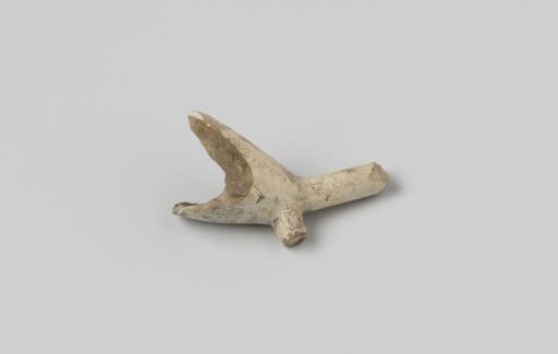 Fragment of a pipe bowl from the wreck of the East Indiaman Hollandia