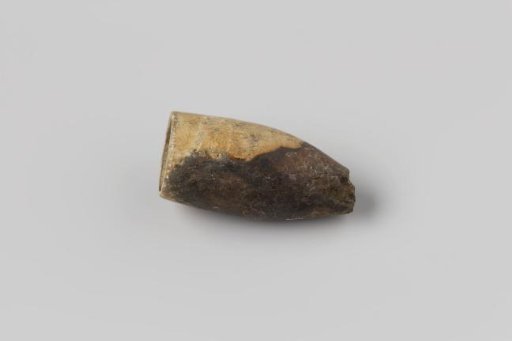 Fragment of a pipe bowl from the wreck of the East Indiaman Hollandia