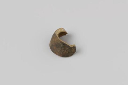 Fragment of a pipe bowl from the wreck of the East Indiaman Hollandia