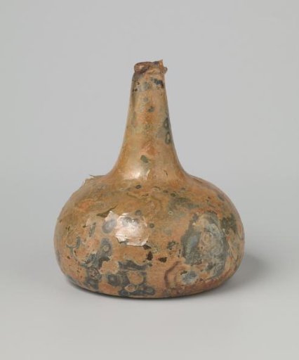 Wine bottle with cork from the wreck of the East Indiaman Hollandia
