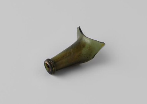 Neck of a wine bottle from the wreck of the East Indiaman Hollandia