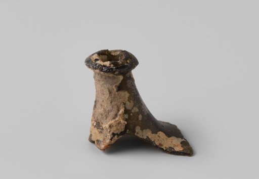 Neck of a wine bottle from the wreck of the East Indiaman Hollandia