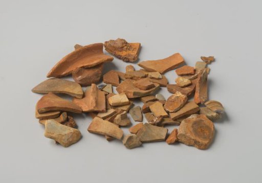 Fragments of stoneware from the wreck of the East Indiaman Hollandia