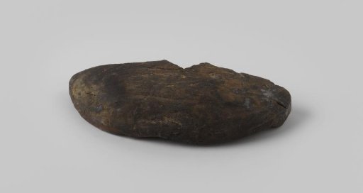 Fragment of a disc from the East Indiaman Hollandia