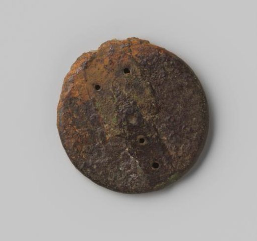 Lid of a sealing weight from the wreck of the East Indiaman Hollandia