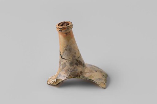 Neck with cork of a wine bottle from the wreck of the East Indiaman Hollandia