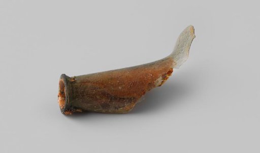 Neck of a wine bottle and glass shards from the wreck of the East Indiaman Hollandia