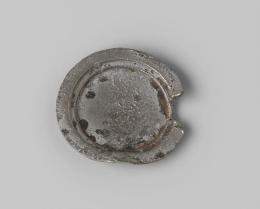 Lid of a ewer from the wreck of the East Indiaman Hollandia