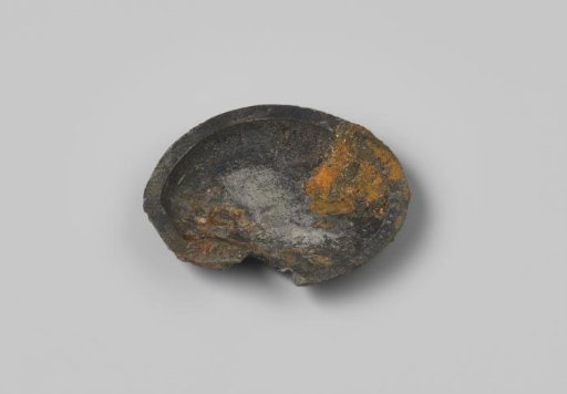 Lid of a jug from the wreck of the Dutch East Indiaman Hollandia