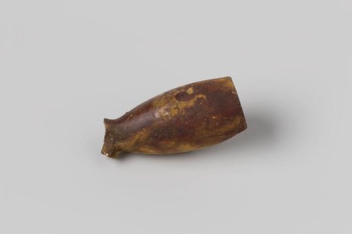 Fragment of a pipe bowl from the wreck of the East Indiaman Hollandia
