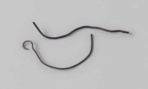 Fragments of copper wire from the wreck of the East Indiaman Hollandia