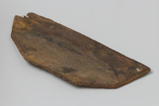 Fragment of a lid from a chest from the wreck of the East Indiaman Hollandia