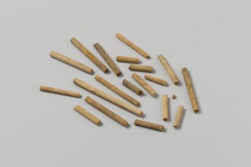 Fragments of pipe stems from the wreck of the East Indiaman Hollandia