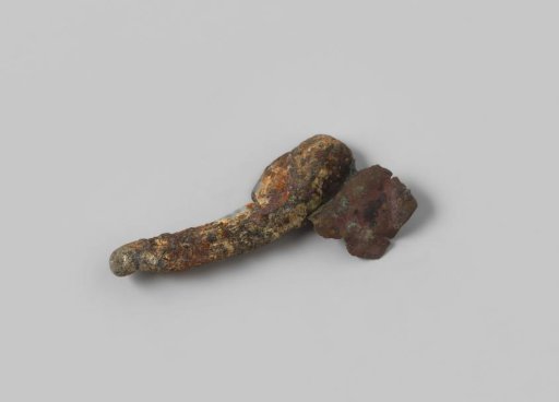 Fragment of casing with fittings from the wreck of the East Indiaman Hollandia