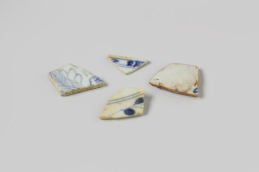 Shards of plates from the wreck of the East Indiaman Hollandia