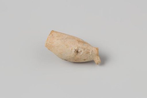 Fragment of a pipe bowl from the wreck of the East Indiaman Hollandia